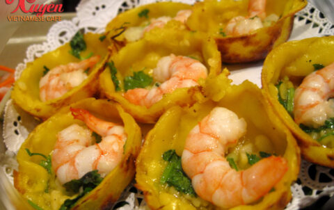 Banh khot Vietnamese shrimp pancake